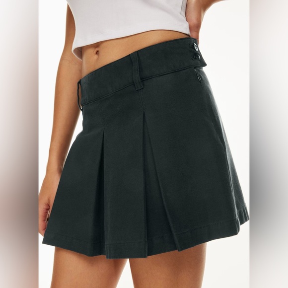 Aritzia Dresses & Skirts - Wilfred rodeo black pleated micro skirt